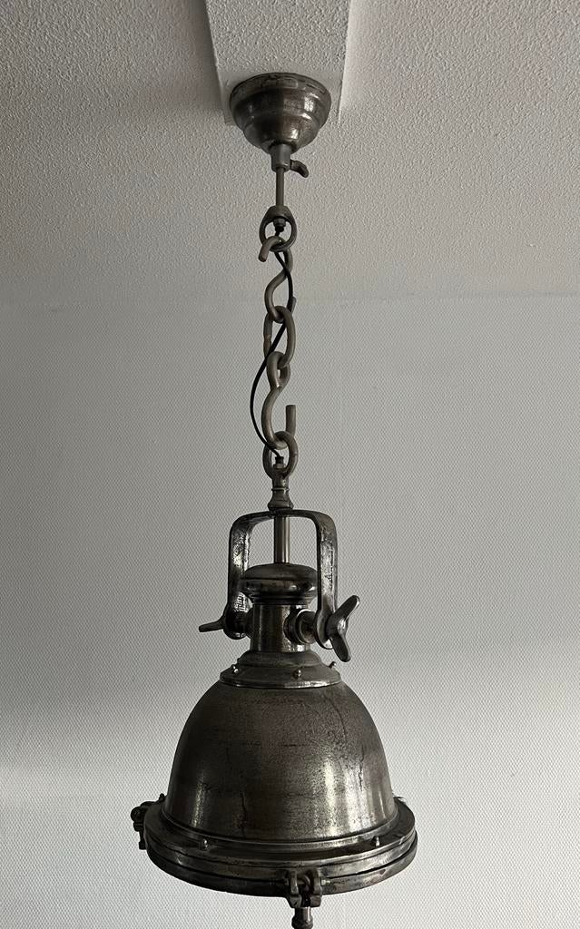 2x Industriële hanglampen loods 5 zilver, Ophalen of Verzenden, Zo goed als nieuw, Metaal, Minder dan 50 cm