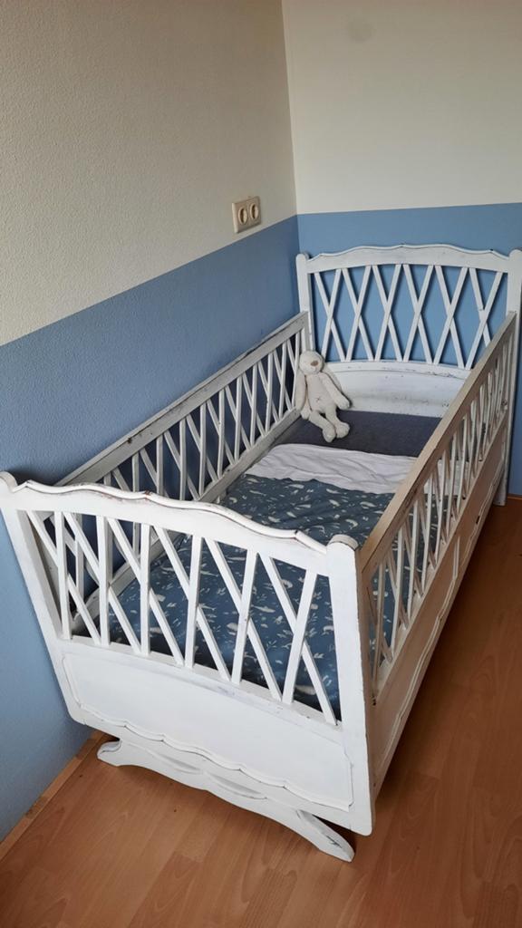 Uniek ledikantje / kinderbedje incl. beddengoed, Gebruikt, 70 tot 85 cm, Minder dan 140 cm, Ophalen