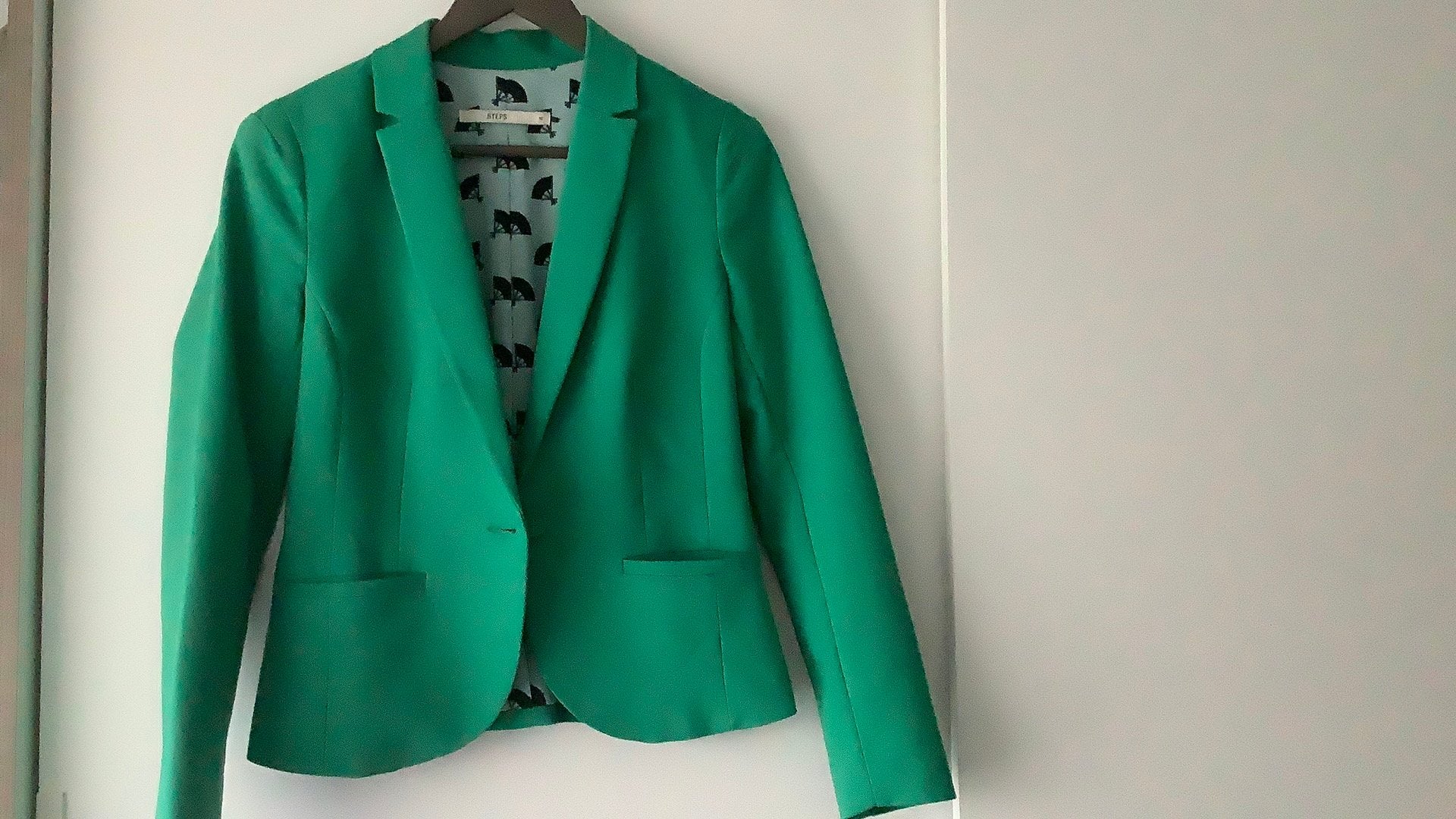 Groene blazer mt 36, merk Steps. NIEUW!, Kleding | Dames, Nieuw, Ophalen of Verzenden, Jasje, Maat 36 (S)