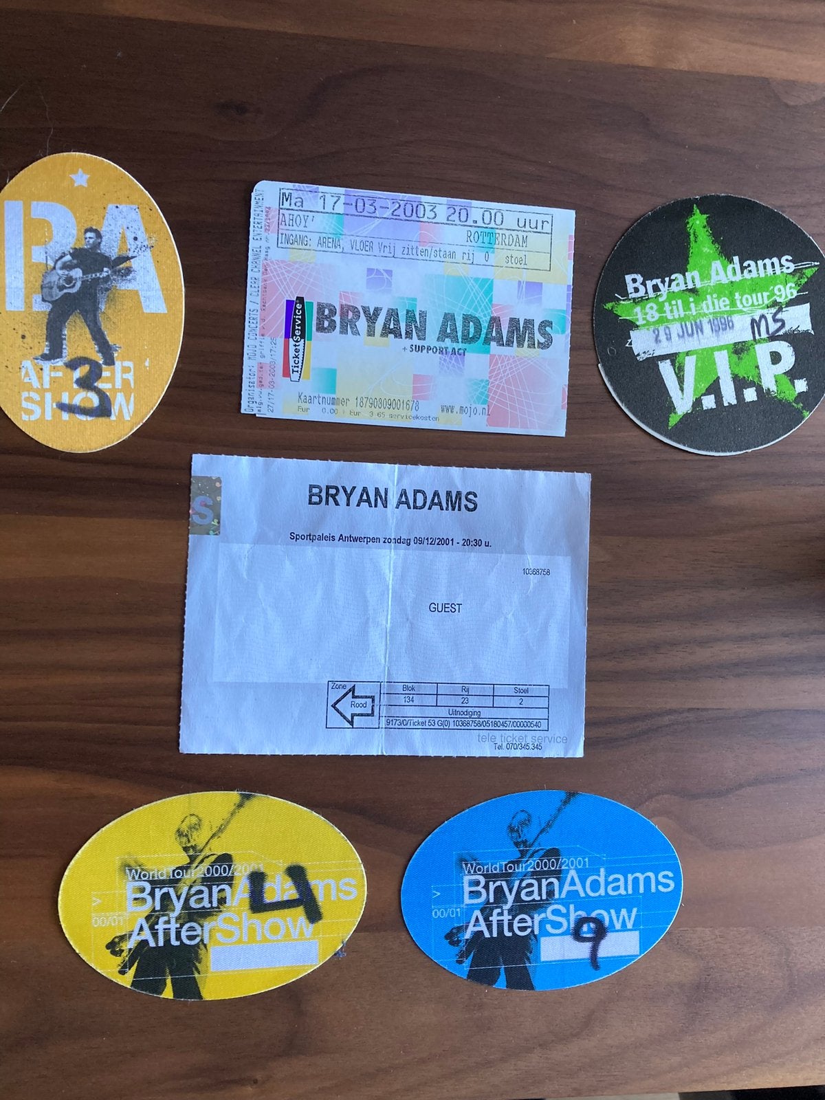 Bryan Adams VIP TICKETS, Ophalen of Verzenden, Zo goed als nieuw, Foto of Kaart