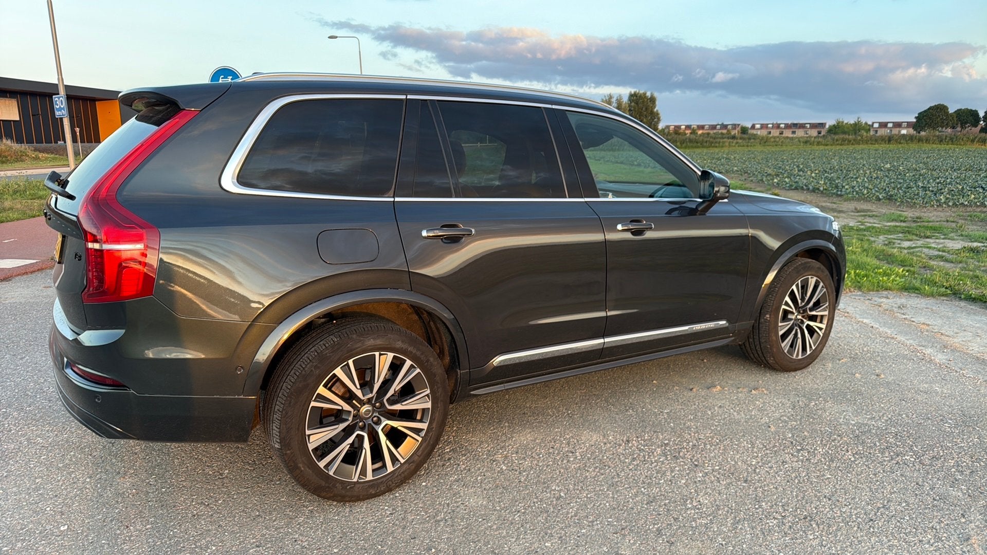 Volvo XC90 T8 Twin Engine AWD Plug-in Hybrid  7P 63000km, Auto's, 77 km/l, 2350 kg, 1969 cc, 7 stoelen