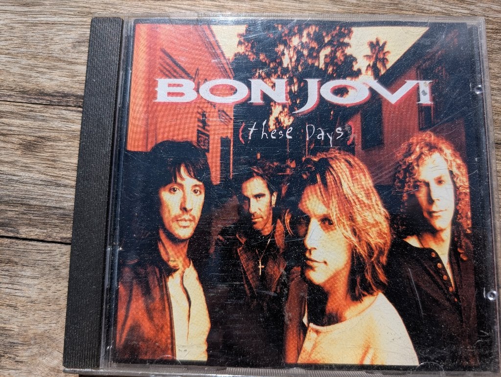 CD - Bon Jovi - These Days, Ophalen of Verzenden, Zo goed als nieuw, Poprock