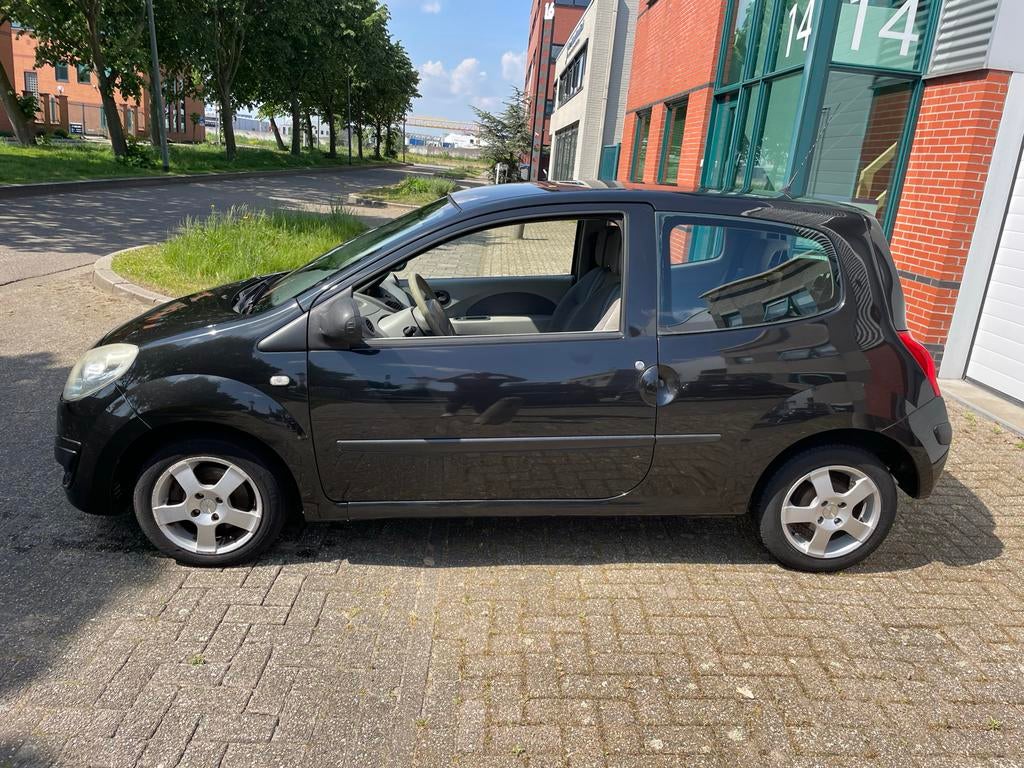 Renault Twingo 1.2 16V | 3 MND Garantie | APK 11/05/27, Auto's, Voorwielaandrijving, 31 €/maand, 4 cilinders, 4 stoelen