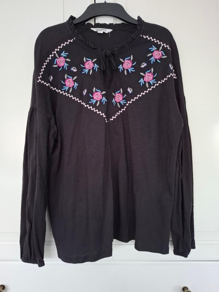 M&S Mode Festival Blouse Zwart Geborduurd Maat M, Maat 38/40 (M), Zwart, Ophalen of Verzenden, Zo goed als nieuw