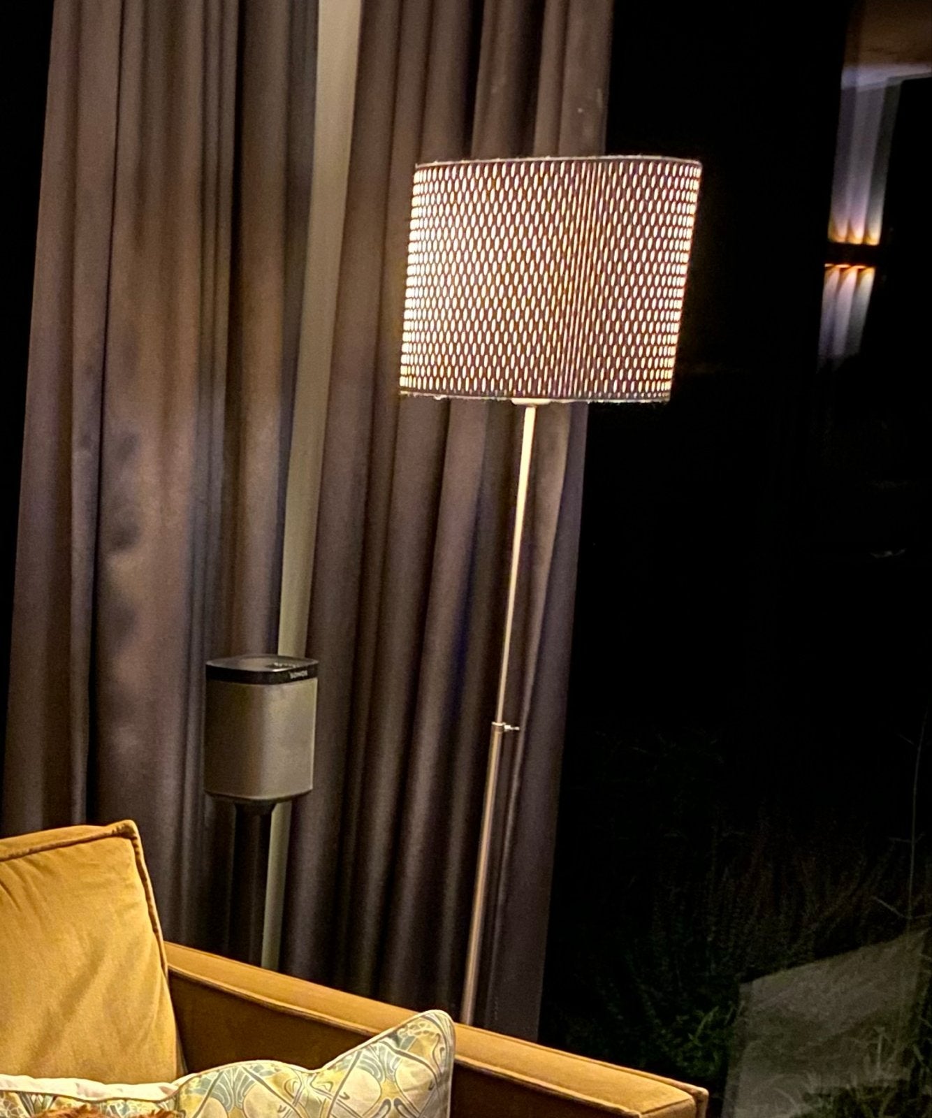 IKEA Staande lamp met unieke kap, Ophalen of Verzenden, Gebruikt, Metaal, 150 tot 200 cm