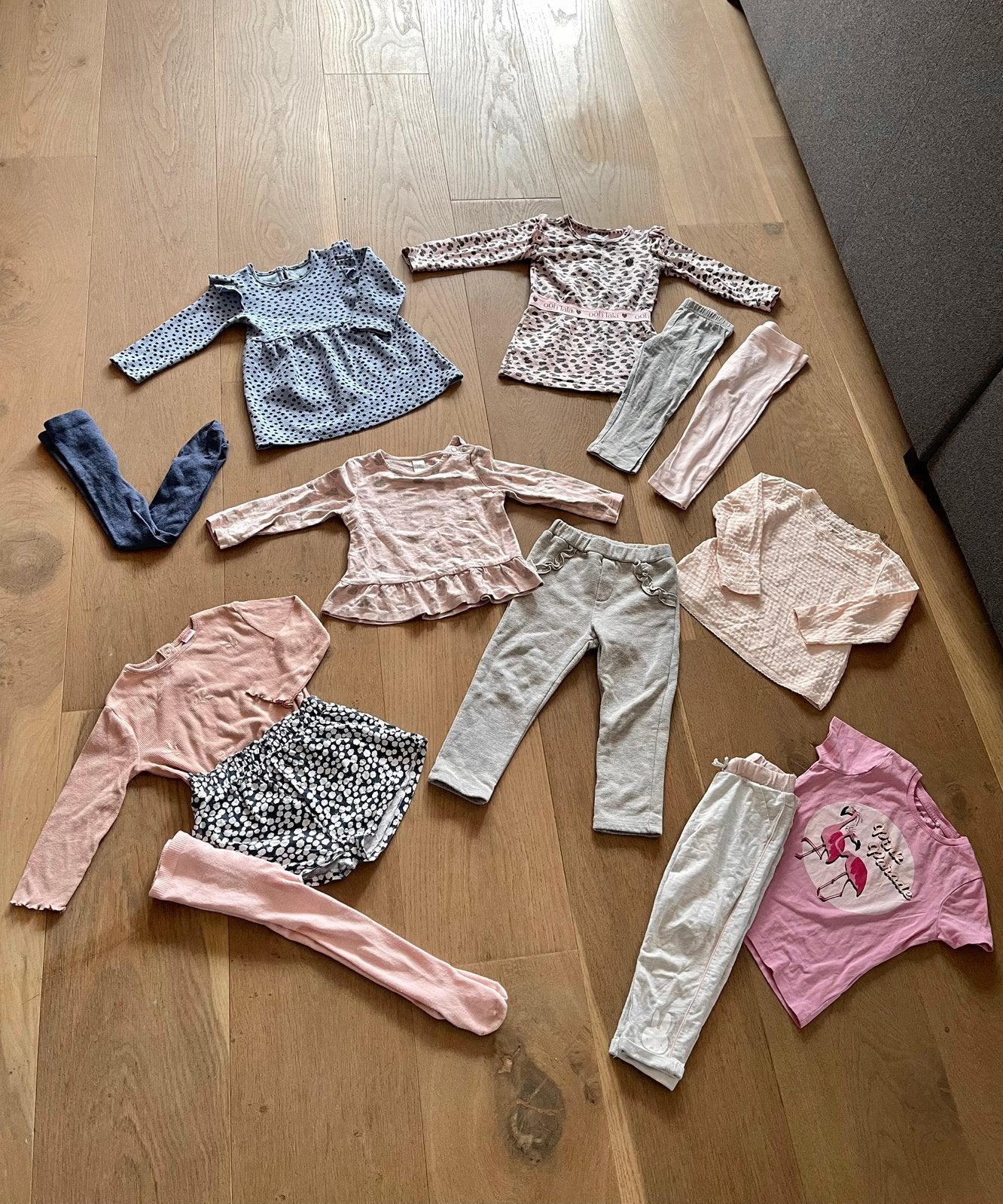 🌸 Kleding pakket meisje setjes jurkjes broeken 92/98 🌸, Ophalen, Gebruikt, Meisje, Setje
