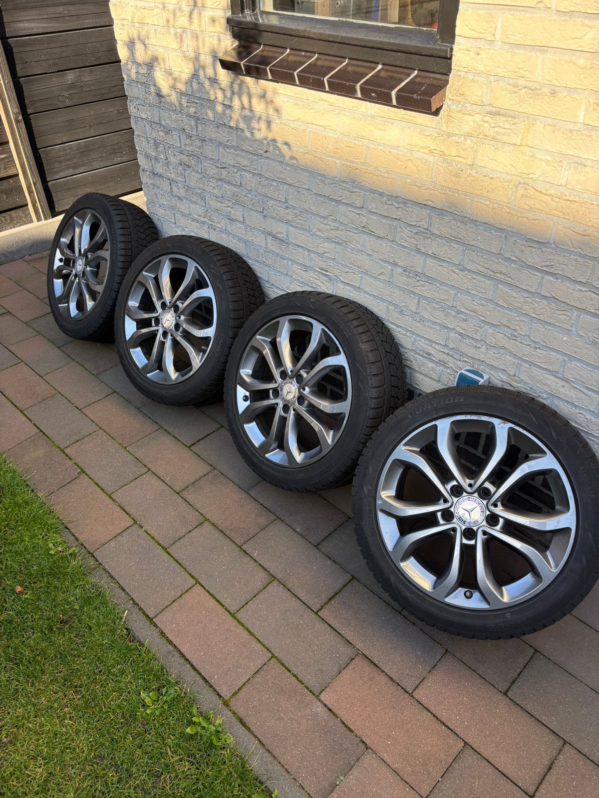 Originele Mercedes winterbanden C klasse, Auto-onderdelen, Ophalen, Banden en Velgen, 17 inch, Winterbanden