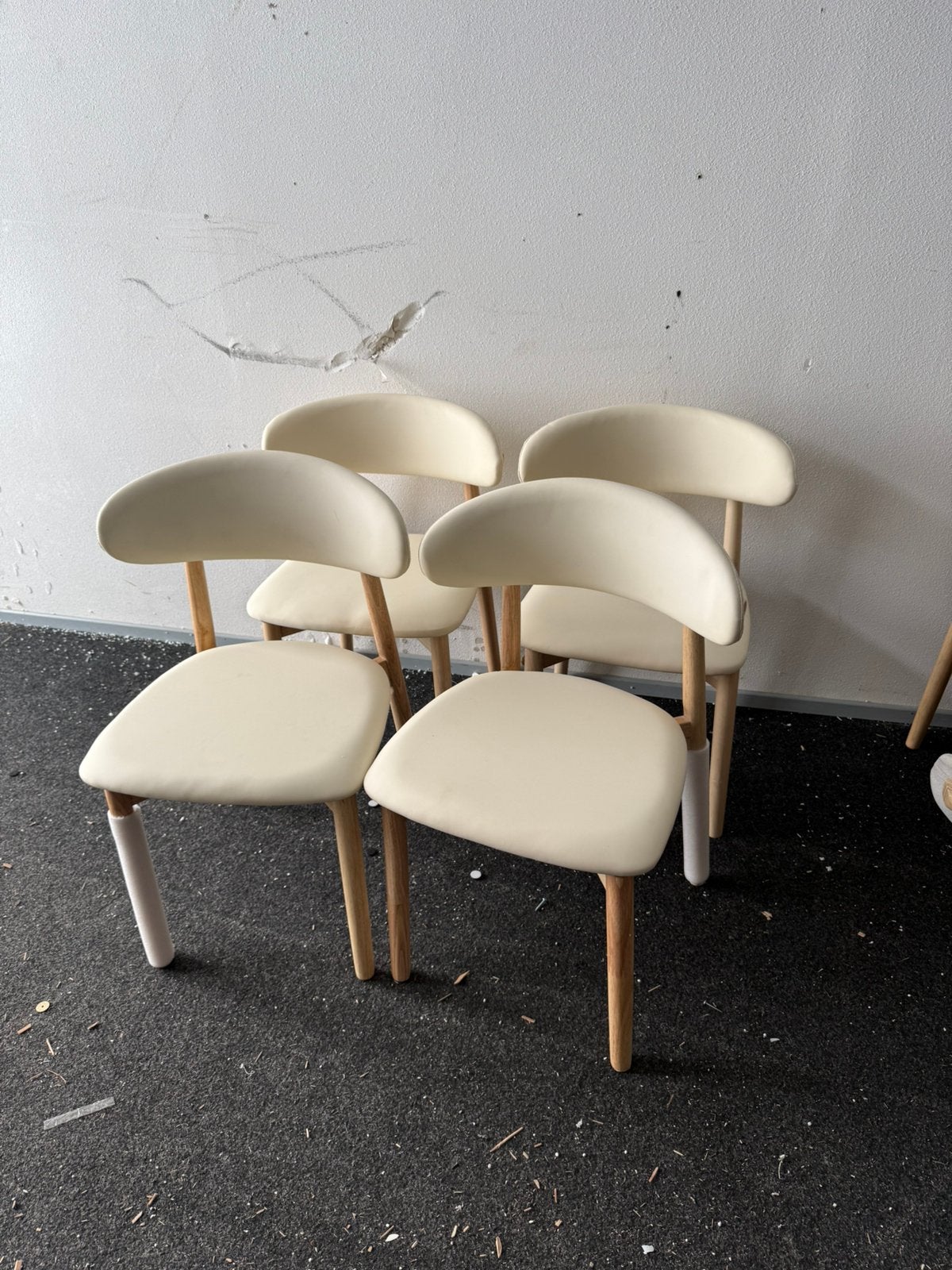 Japandi eetkamerstoelen 50 euro per stuk, Ophalen