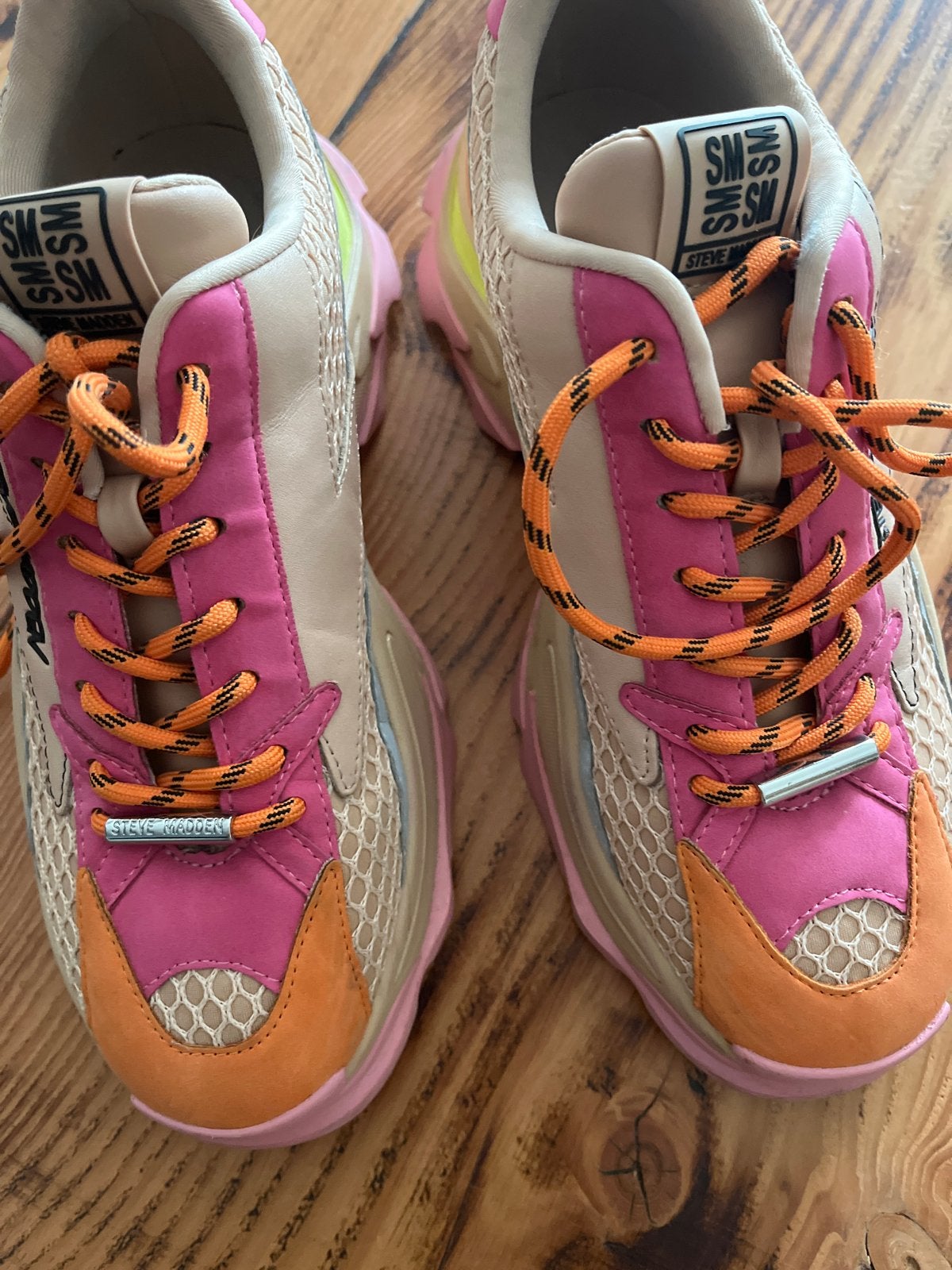 Steve Madden sneakers maat 39 - Zo goed als nieuw!, Kleding | Dames, Ophalen of Verzenden, Zo goed als nieuw, Roze, Sneakers of Gympen
