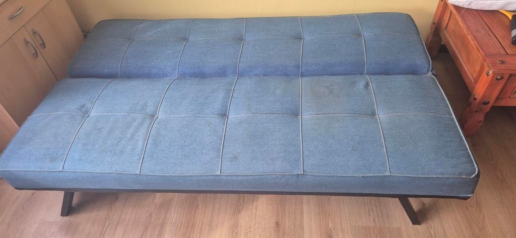 Bedbank met grijze overtrek en gele deken, Ophalen, Gebruikt, Eenpersoons, 120 cm