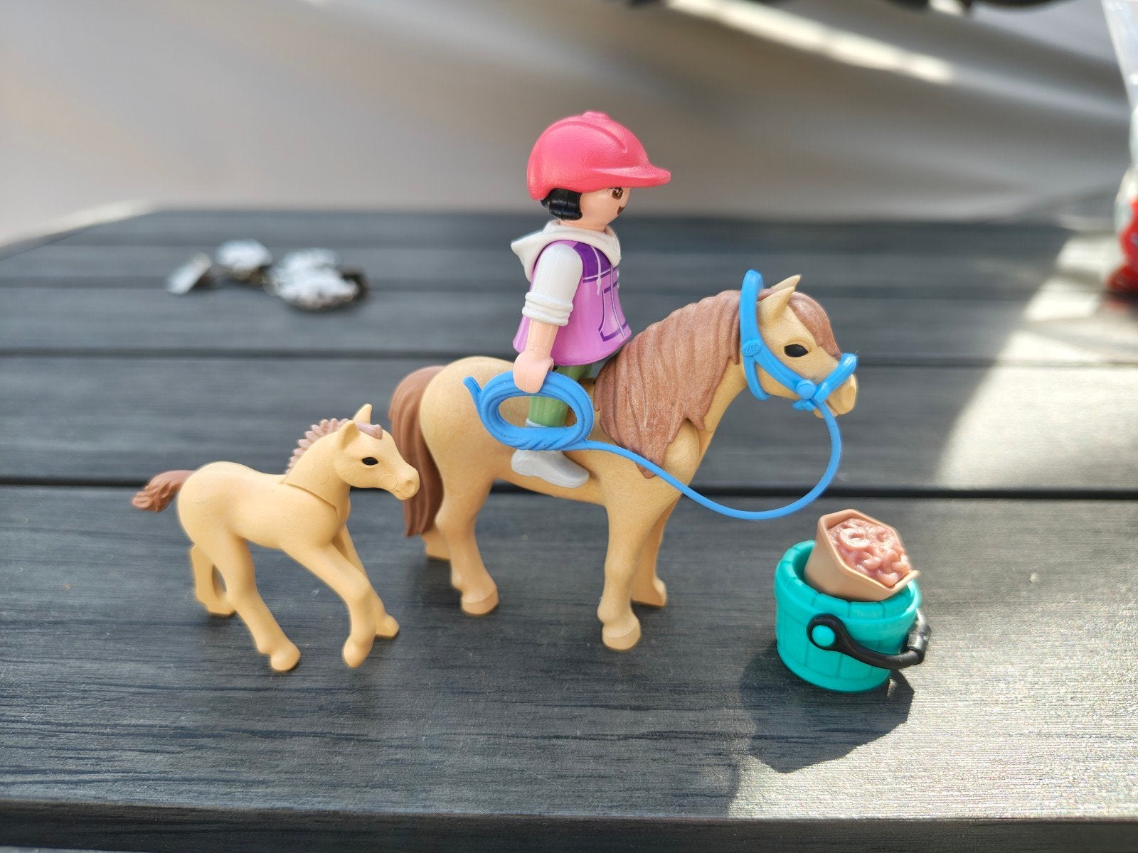 111. Playmobil 71498 pony met veulen ruiter, Complete set, Ophalen of Verzenden, Zo goed als nieuw, Country