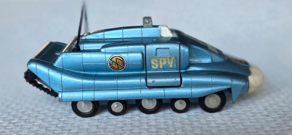 Dinky Toys 104 SPV - Spectrum Pursuit Vehicle, Ophalen of Verzenden, Gebruikt