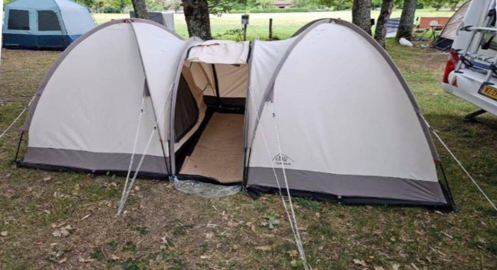 Basecamp Cancun IV XL, Ophalen of Verzenden, Zo goed als nieuw, Tot en met 4