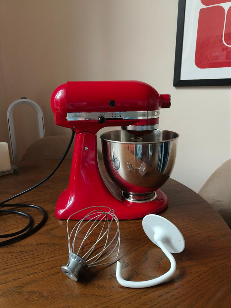 Kitchenaid Artisan - incl. opzet stukken, Witgoed en Apparatuur, Keukenmixers, 4 liter of meer, Ophalen, Zo goed als nieuw, 3 snelheden of meer