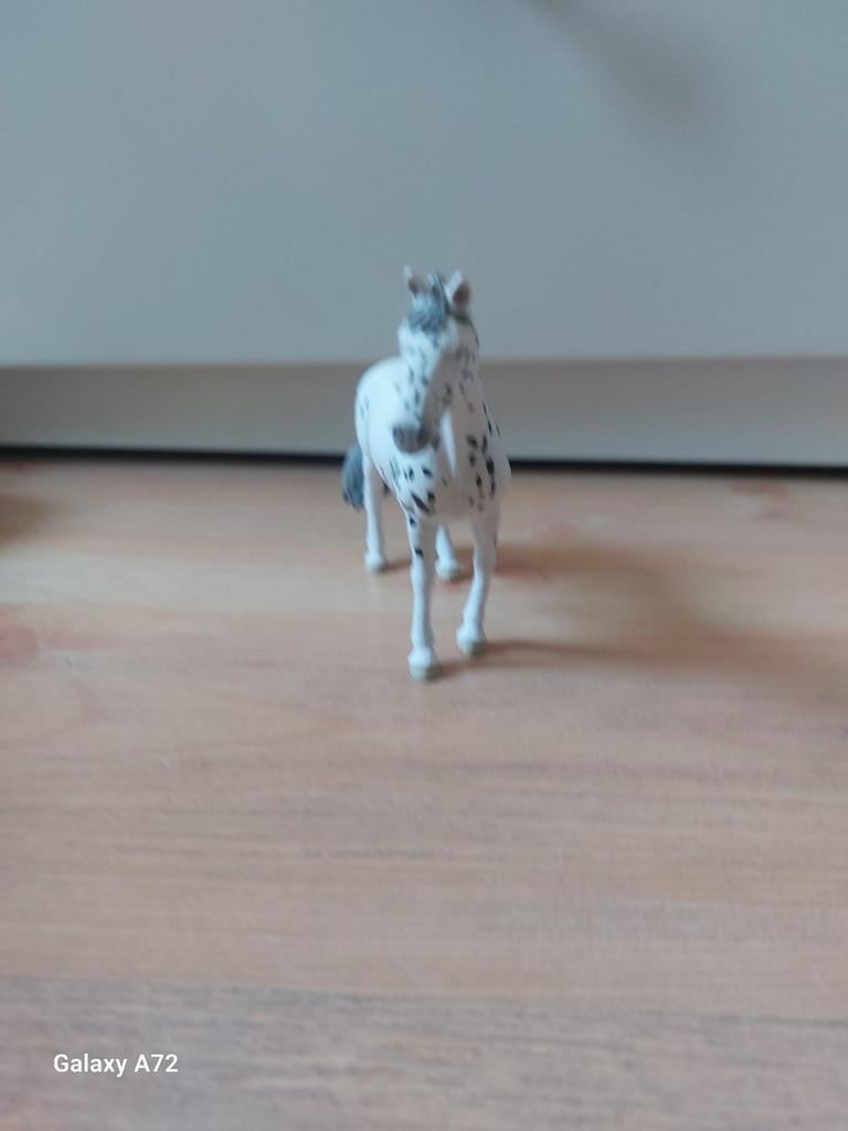 Schleich schimmel, Verzenden, Zo goed als nieuw