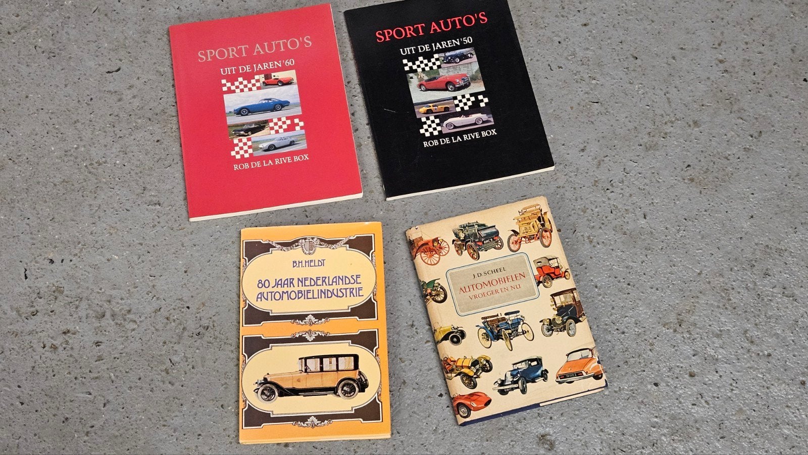 4 oude oudeboeken, sportwagens en NL industrie, Ophalen of Verzenden, Gelezen, Overige merken