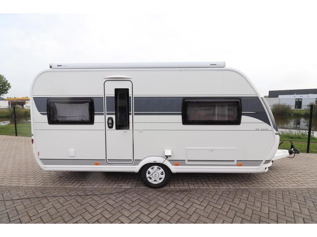 HOBBY 460 UFE DE LUXE Mover, Luifel, Voortent, Fietsendrager, Rondzit, Hobby, Particulier, Vast bed