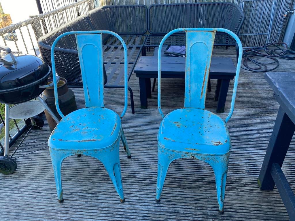 2 blauwe metalen tuinstoelen met rustieke uitstraling, Ophalen, Gebruikt, Metaal