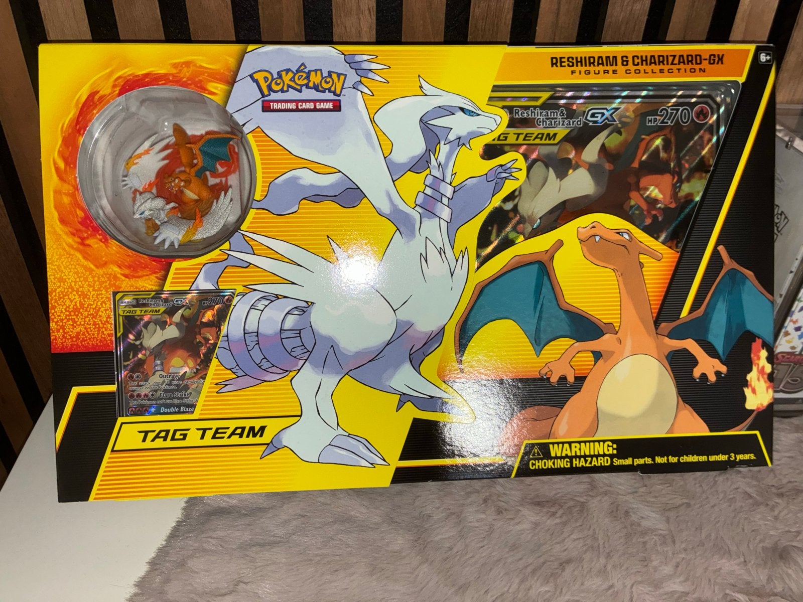 Sun&moon Pokémon Reshiram & Charizard-GX Figure Collection, Ophalen of Verzenden, Nieuw, Overige typen