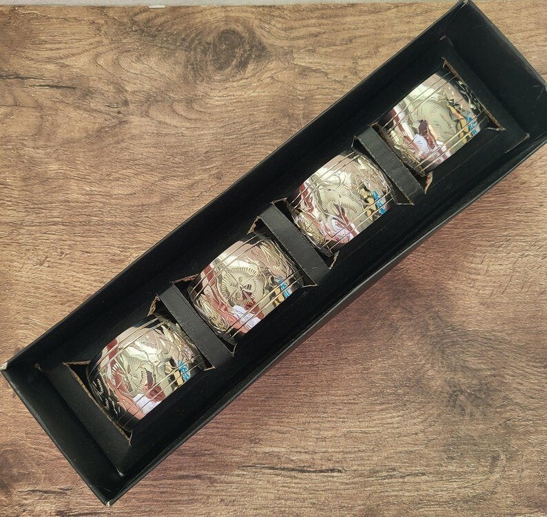Servetringen 4 x - Zilverkleurig - Met reliëf en bloemmotief, Ophalen, Overige merken, Overige typen, Vintage