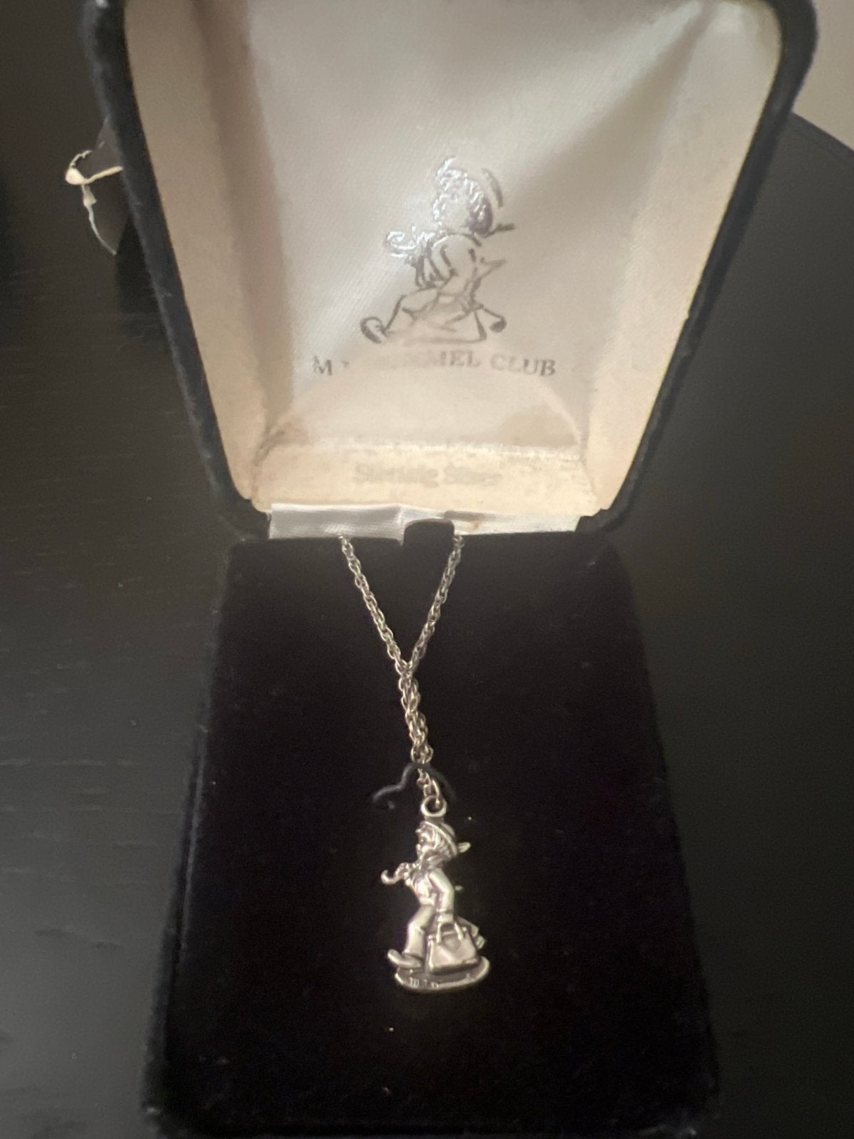 Hummeltje zilveren Ketting met Hanger - M.I. Hummel Club, Ophalen of Verzenden, Zo goed als nieuw, Zilver, Met hanger