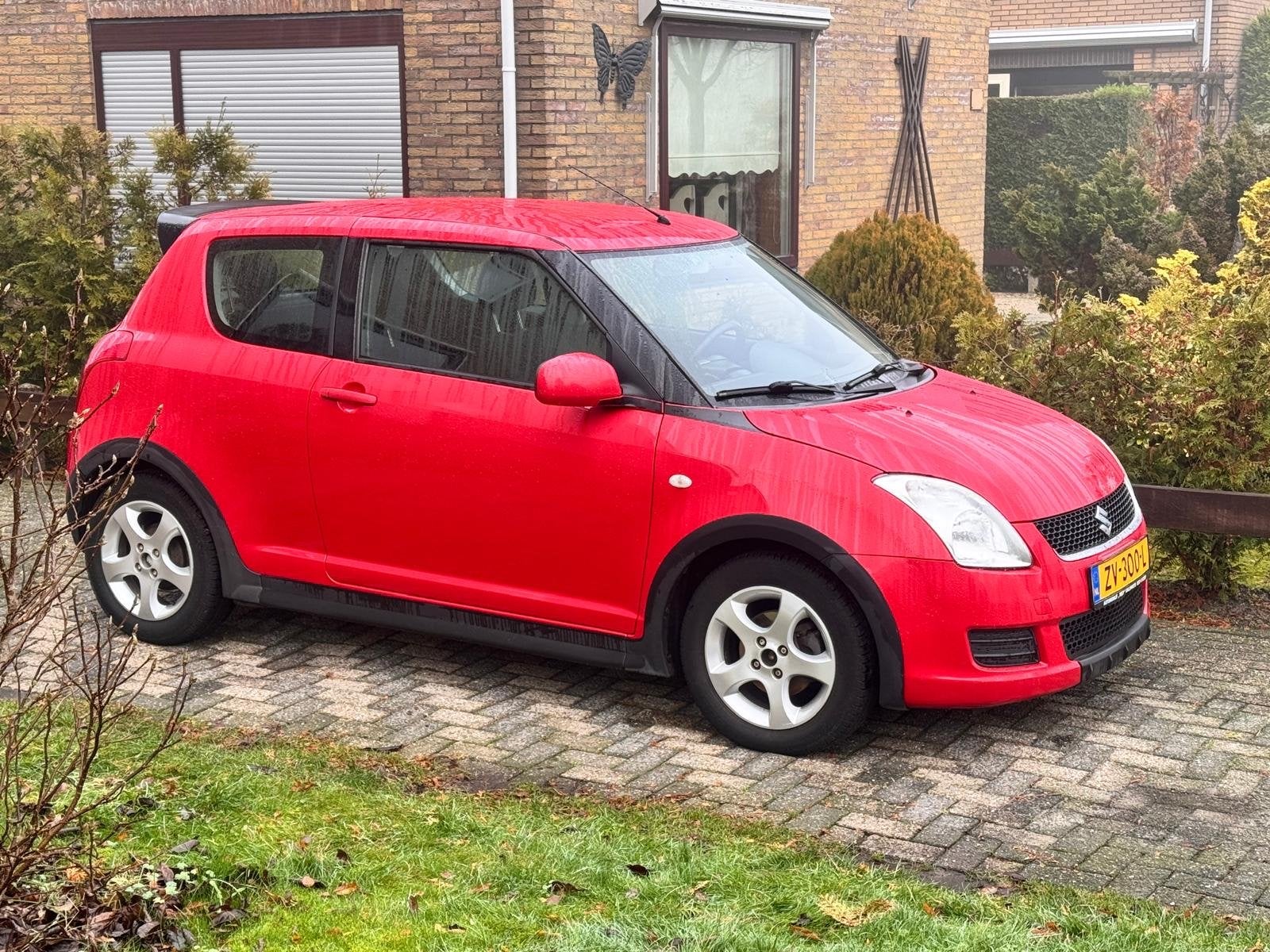 Suzuki Swift 1.3 3D 2009, Ophalen, Gebruikt