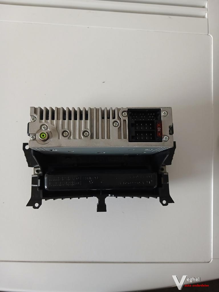 MB Vito bestel 2.2 110CDI Radio/cd speler '11, Gebruikt, -, -, Ophalen of Verzenden