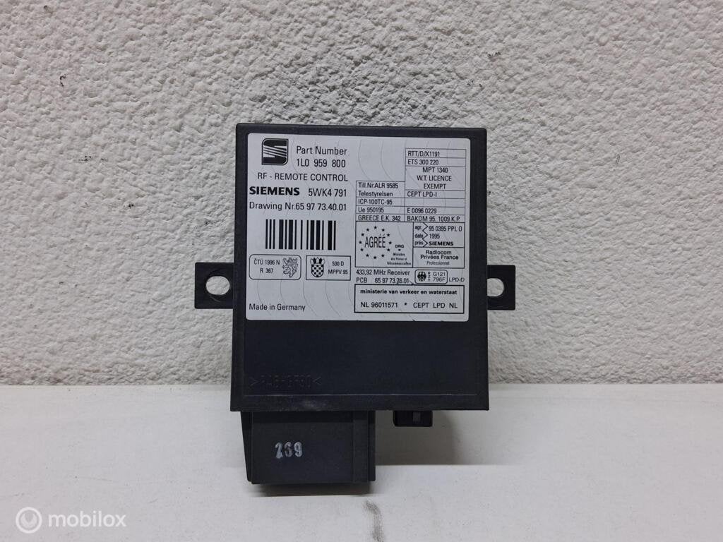 Centrale deurvergrendeling Seat Inca 1.9 TDI(96-03)1L0959800, Gebruikt, Ophalen of Verzenden, Seat, Seat
