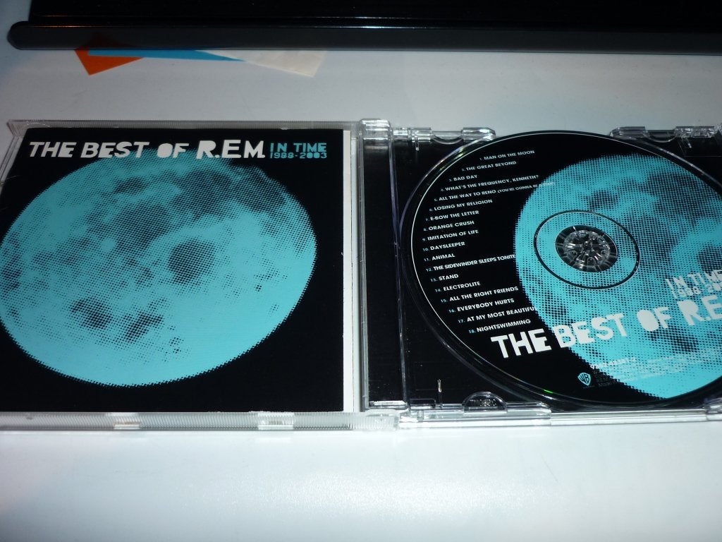R.E.M. - In Time: The Best of R.E.M. 1988-2003 CD, Inclusief boekje, Ophalen of Verzenden, Zo goed als nieuw, Verzamelalbum