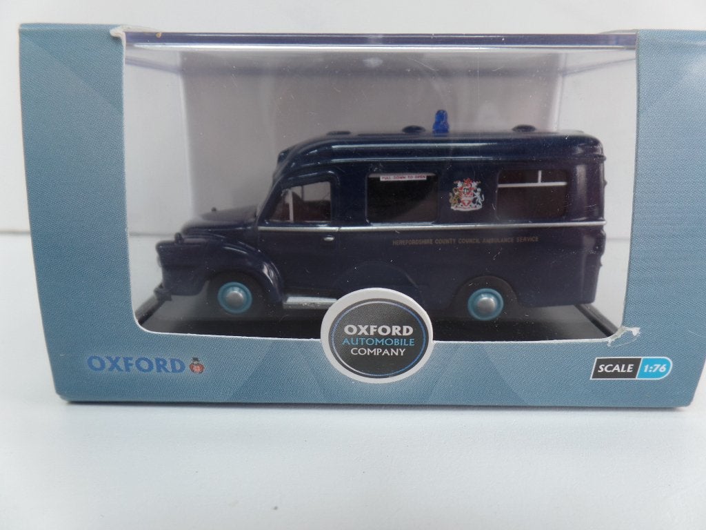 Oxford Automobile Company Ambulance Schaal 1:76, Ophalen of Verzenden, Nieuw, Bus of Vrachtwagen, Overige merken