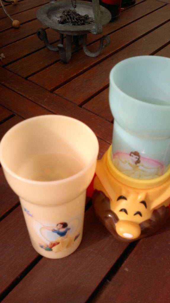 vintage disney bekers met houder, Ophalen, Mickey Mouse, Zo goed als nieuw, Servies