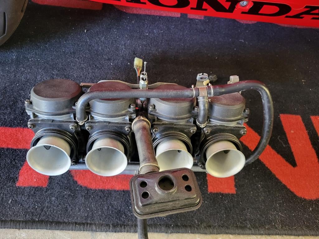 Honda Fireblade 900 RR SC28 / SC33 Carburateurs, Ophalen of Verzenden, Gebruikt