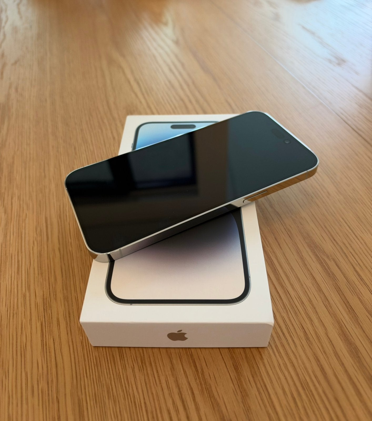 Foto 5 van Iphone 14 Pro Max 128GB Parelmoer wit