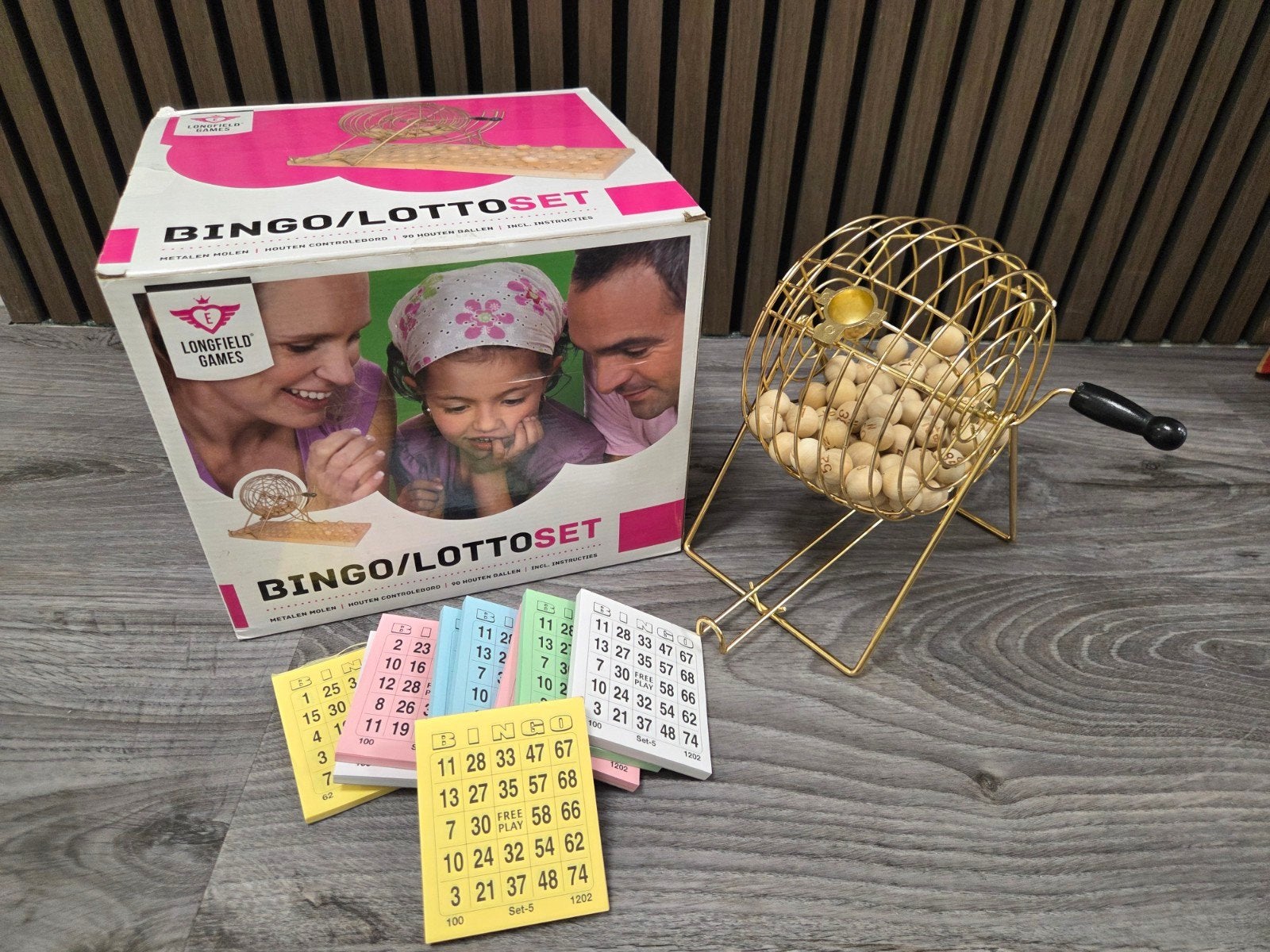Bingo set met metalen bingomolen, Hobby en Vrije tijd, Vijf spelers of meer, Ophalen of Verzenden, Zo goed als nieuw, Longfield Games