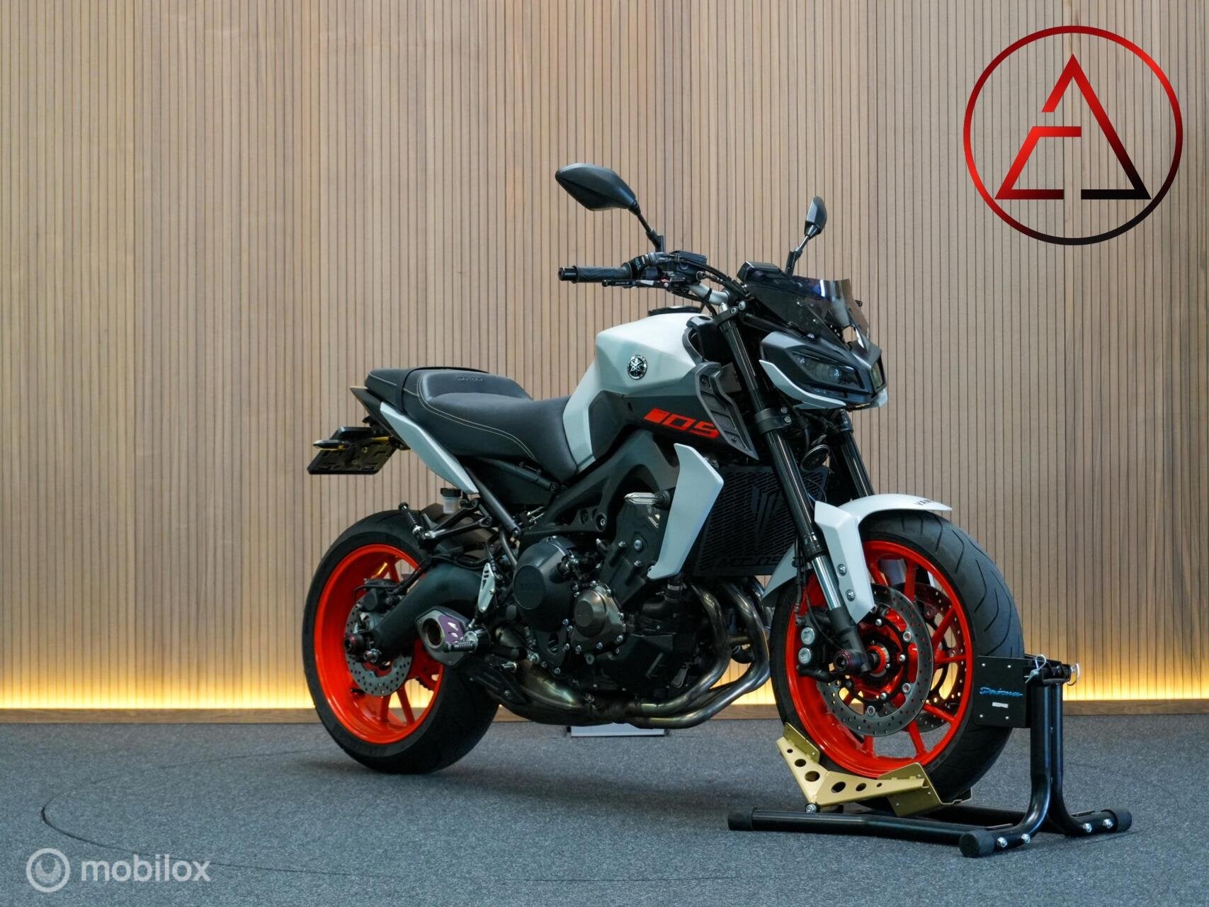 Yamaha MT-09 (2019) | 115pk | Night Fluo | Quickshifter, Info@yamaha.nl, 3225LD, Bedrijf, ABS