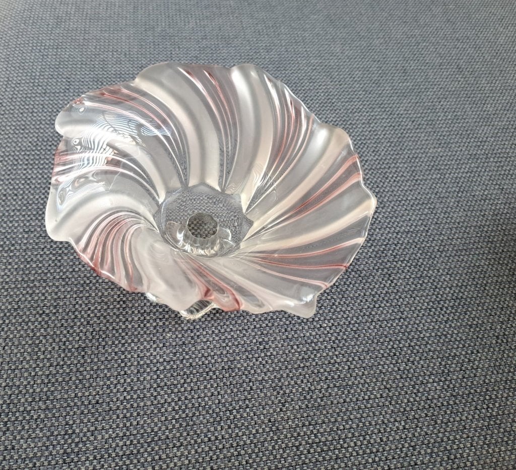 Decoratieve glazen schaal met roze accenten, Op voet, Schaal, Rond, Ophalen of Verzenden