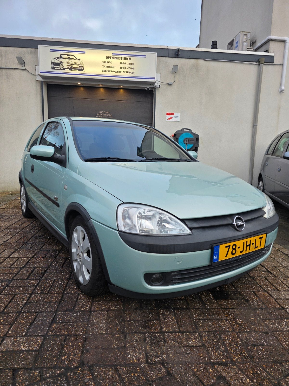 Opel Corsa 1.2 16V 3D 2002 Groen, Voorwielaandrijving, 450 kg, 74 pk, 31 €/maand