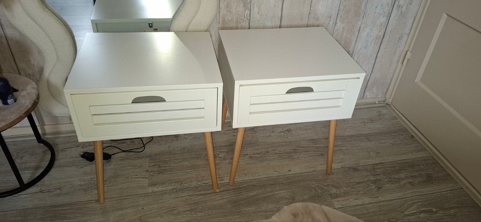 2 nachtkastjes Jysk als nieuw, Huis en Inrichting, Ophalen, Zo goed als nieuw, Minder dan 45 cm, Minder dan 55 cm