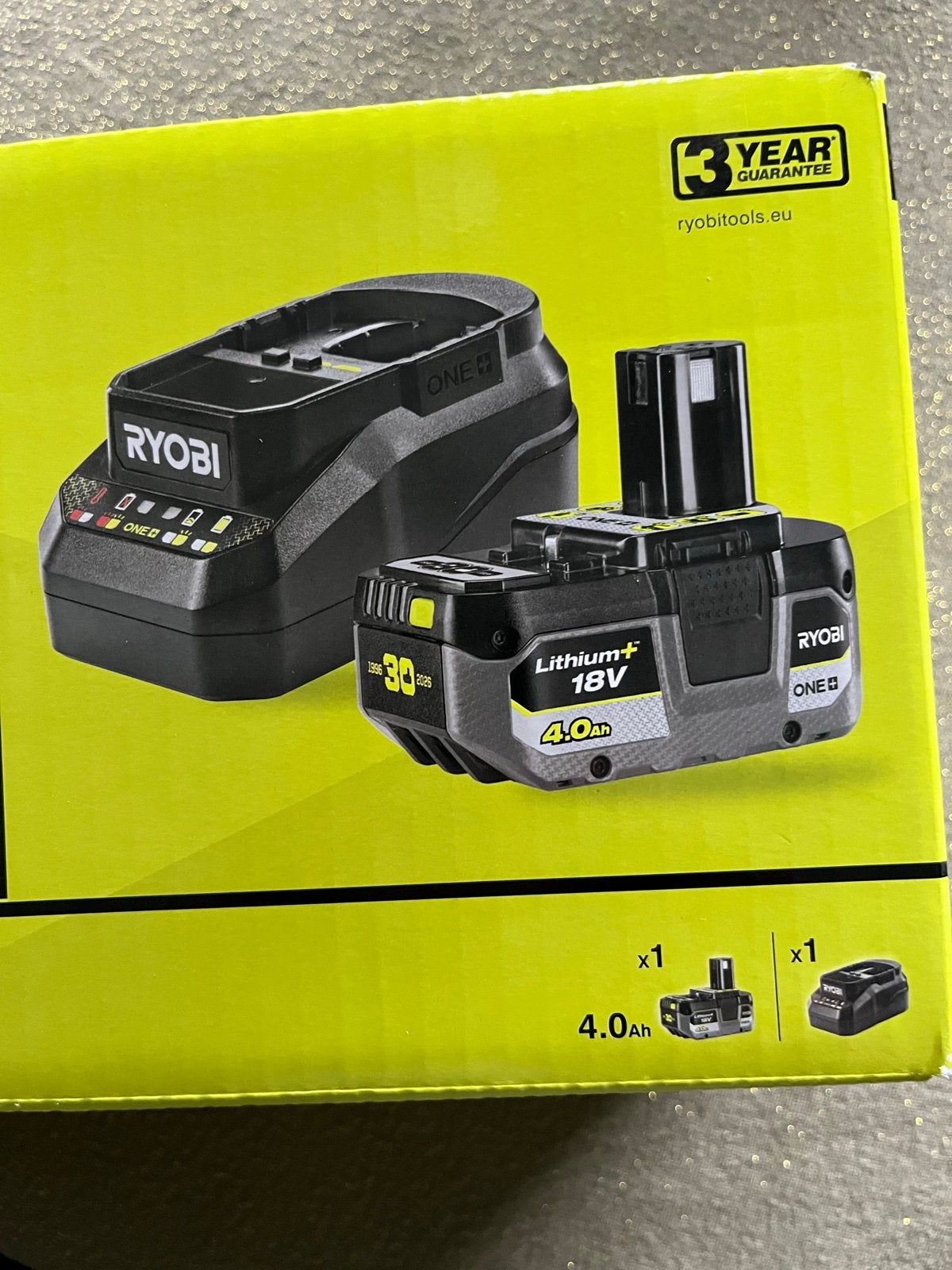 Ryobi ONE+ 18V Lithium+ 4.0Ah Accu en Lader Set, Ophalen of Verzenden, Nieuw