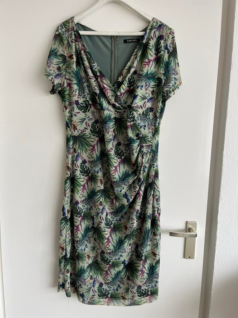 Swing jurk met tropische print – maat 46, Overige kleuren, Maat 46/48 (XL) of groter, Ophalen of Verzenden, Zo goed als nieuw