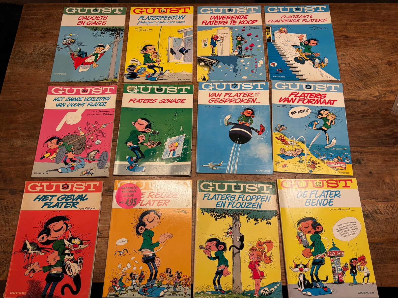Te koop stripboeken Guust, Boeken, Meerdere stripboeken, Ophalen of Verzenden, Gelezen