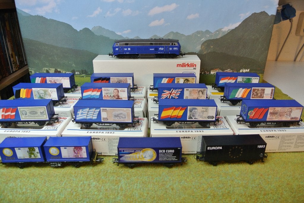 Märklin 83019 Europa 1993 Idee+Spiel + 15 wagons, Wisselstroom, Treinset, Ophalen of Verzenden, Zo goed als nieuw
