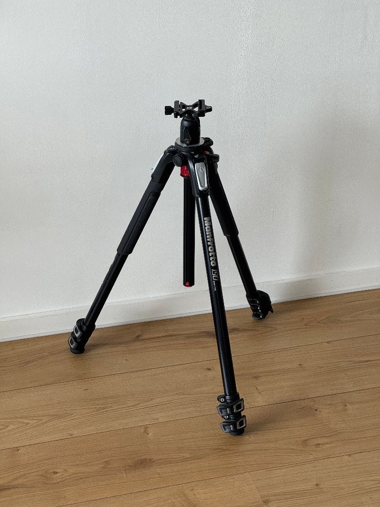 Manfrotto MT190XPRO3 Aluminium Tripod met Benro balhoofd, Ophalen, Driepoot, Zo goed als nieuw, Snelkoppelingsplaat