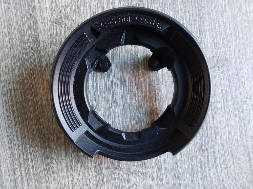 Givi BF29 tankring tank ring tanklock systeem, Ophalen of Verzenden, Zo goed als nieuw