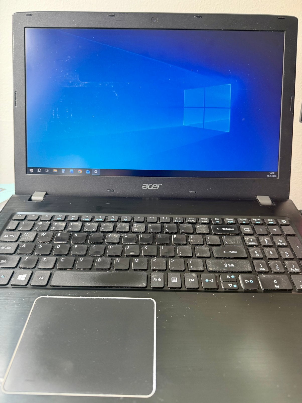 Acer Aspire E5-575 laptop in goede staat, incl 2 adapters, Met videokaart, 2 tot 3 Ghz, 8 GB, Ophalen of Verzenden