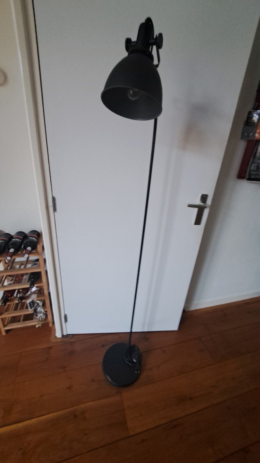 Matzwarte vloerlamp, 160cm, Ophalen, Gebruikt, E27 (groot), Metaal