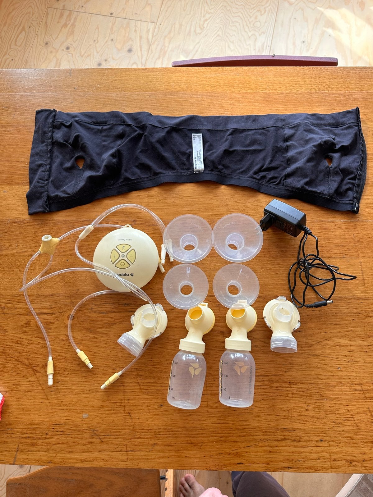 Medela Freestyle Flex Dubbele Borstkolf met Accessoires, Ophalen of Verzenden, Gebruikt