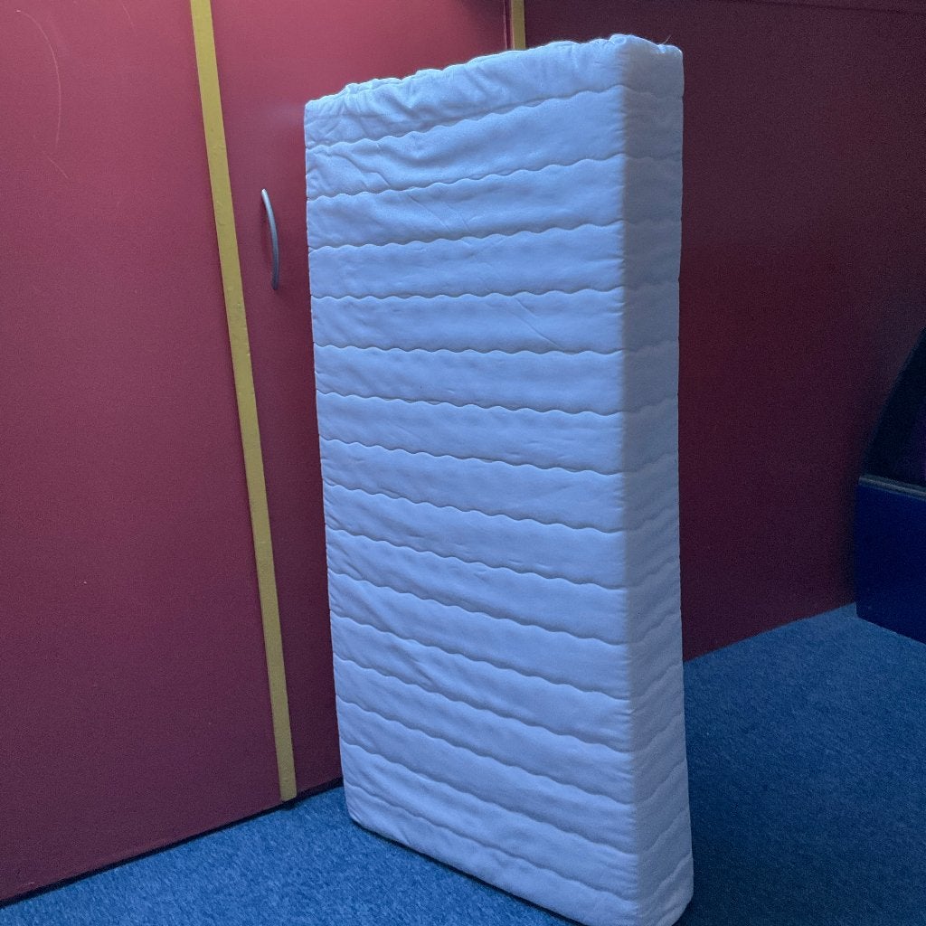 Matras kinderbed, Ophalen, Gebruikt, Minder dan 140 cm, Matras