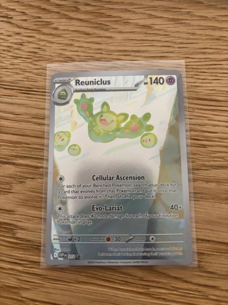 Pokemon tcg svp 212 promo Reuniclus, Ophalen of Verzenden, Losse kaart