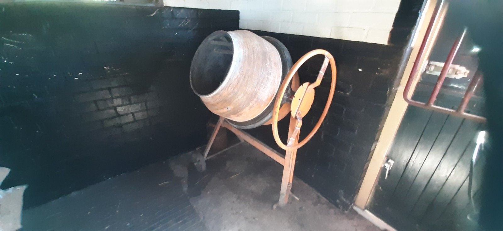 Betonmolen Guy Noel Prof Karwei - 150 liter, Doe-het-zelf en Verbouw, Betonmolens, Ophalen of Verzenden